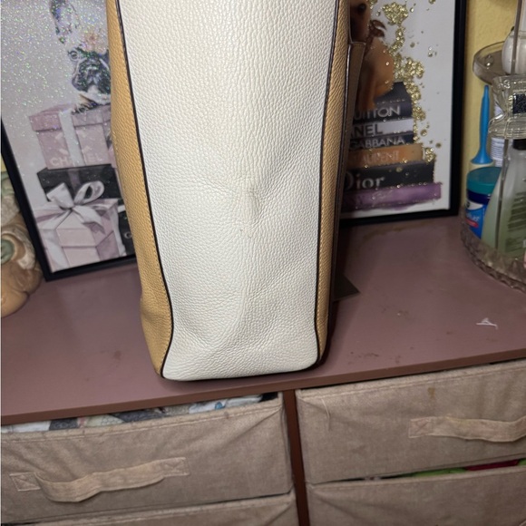 Gemma Large Tri-Color Pebbled Leather Tote - Picture 4 of 8